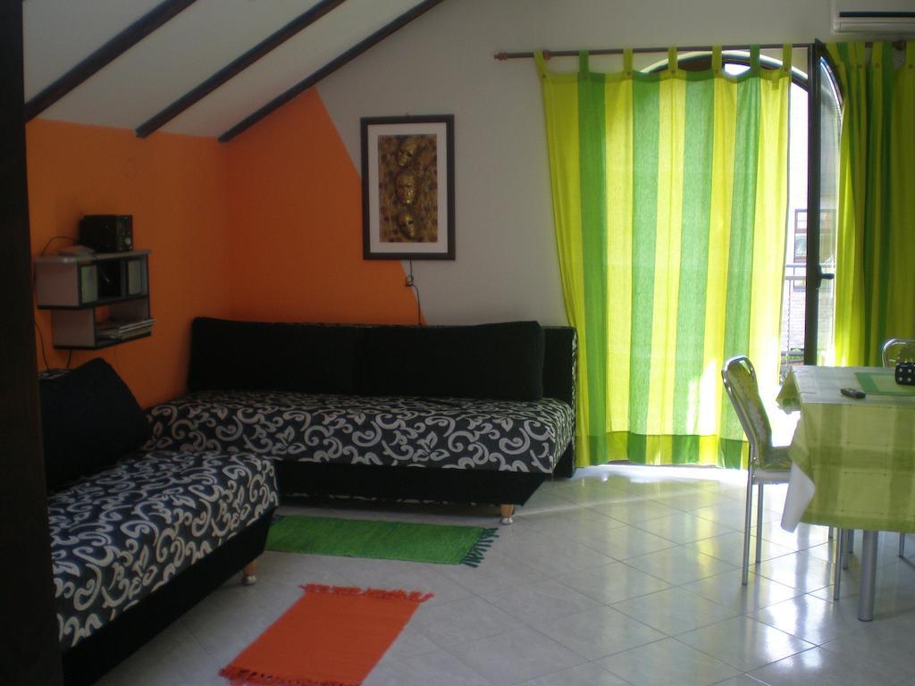 Apartments Jeremic Бела Църква Стая снимка