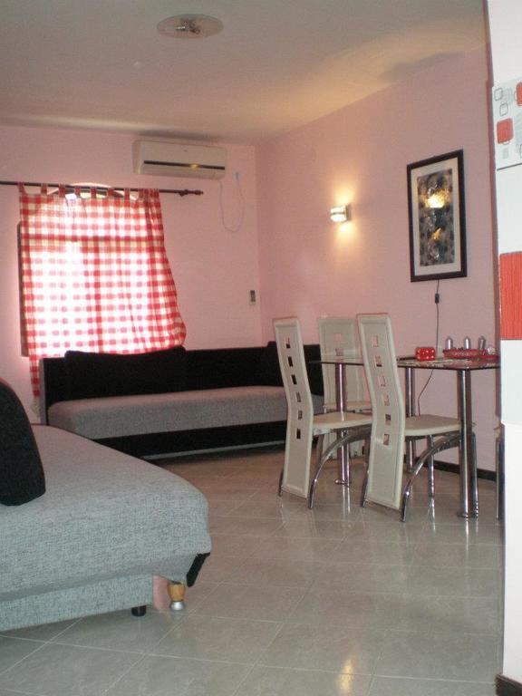Apartments Jeremic Бела Църква Екстериор снимка